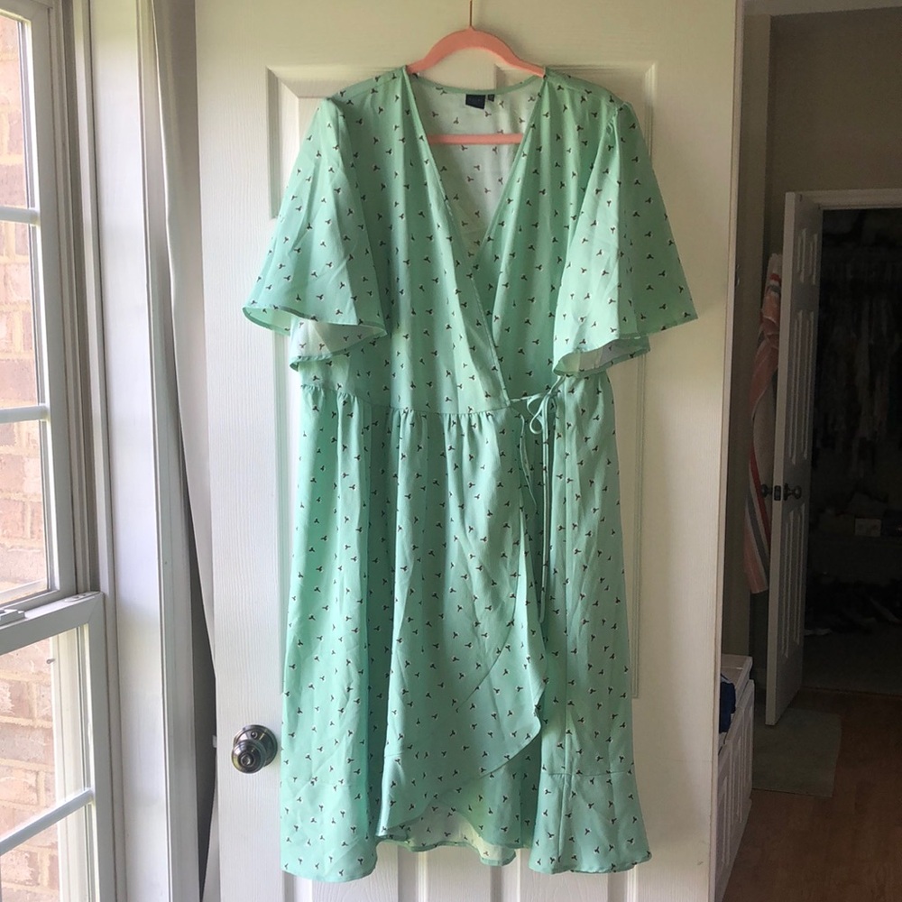 👗Kaari Blue women’s dress, size 2X. Pretty floral pattern. Worn once.